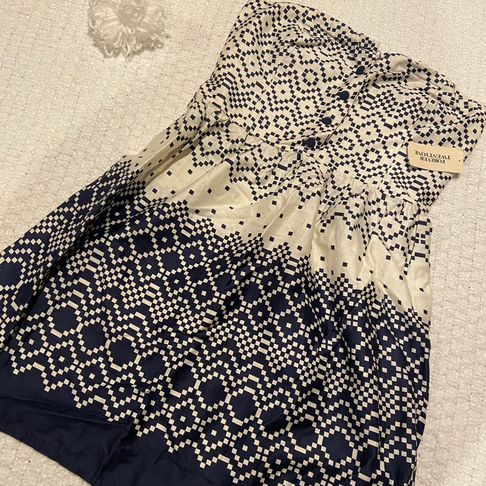 BRAND NEW Strapless Summer Dress